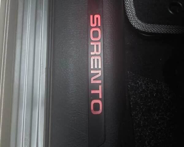 Кіа Соренто, об'ємом двигуна 2.2 л та пробігом 202 тис. км за 14800 $, фото 6 на Automoto.ua