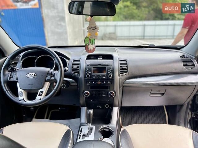 Киа Соренто, объемом двигателя 2.2 л и пробегом 201 тыс. км за 14000 $, фото 13 на Automoto.ua