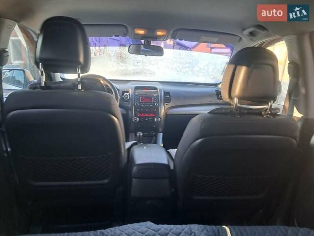 Киа Соренто, объемом двигателя 2.4 л и пробегом 246 тыс. км за 12500 $, фото 6 на Automoto.ua