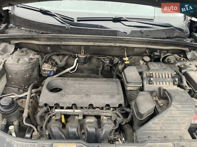 Киа Соренто, объемом двигателя 2.4 л и пробегом 260 тыс. км за 11200 $, фото 10 на Automoto.ua