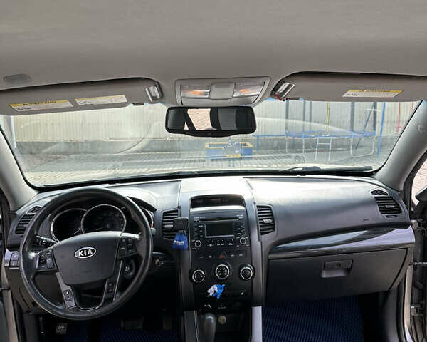 Киа Соренто, объемом двигателя 2.4 л и пробегом 10 тыс. км за 11000 $, фото 8 на Automoto.ua