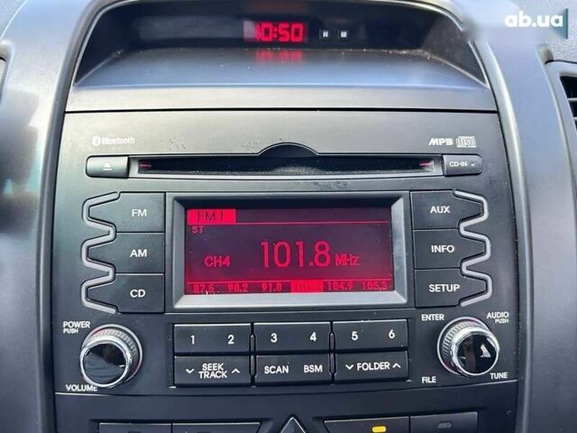 Кіа Соренто, об'ємом двигуна 2 л та пробігом 242 тис. км за 12700 $, фото 24 на Automoto.ua