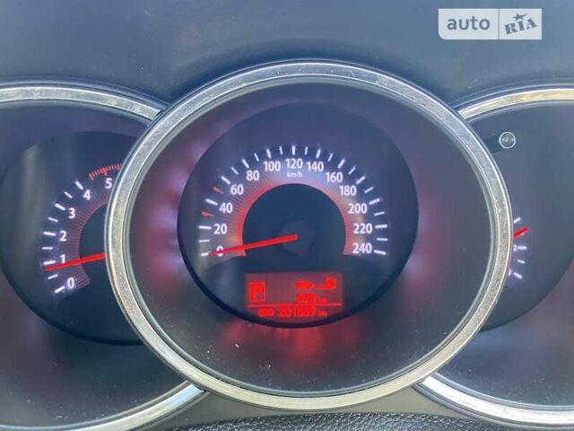 Киа Соренто, объемом двигателя 0 л и пробегом 130 тыс. км за 14200 $, фото 30 на Automoto.ua