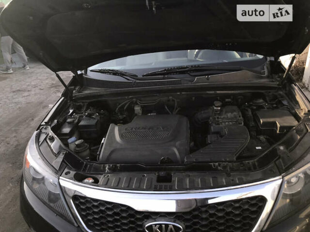 Кіа Соренто, об'ємом двигуна 2.2 л та пробігом 196 тис. км за 13500 $, фото 16 на Automoto.ua