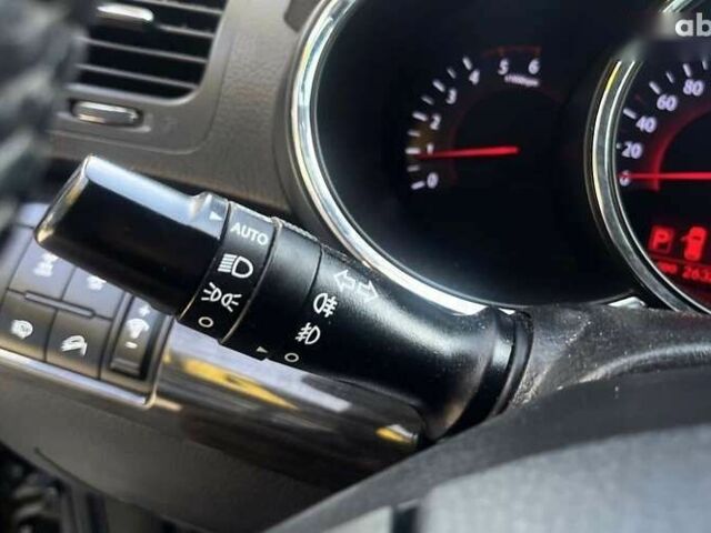 Киа Соренто, объемом двигателя 2.2 л и пробегом 255 тыс. км за 14500 $, фото 17 на Automoto.ua