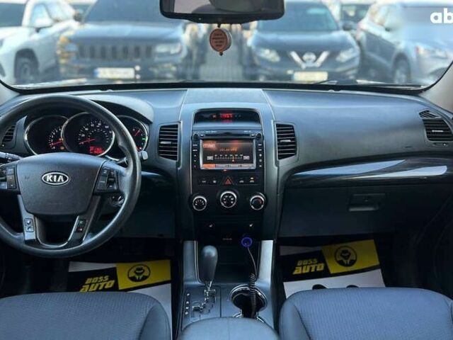 Киа Соренто, объемом двигателя 0 л и пробегом 230 тыс. км за 11800 $, фото 15 на Automoto.ua