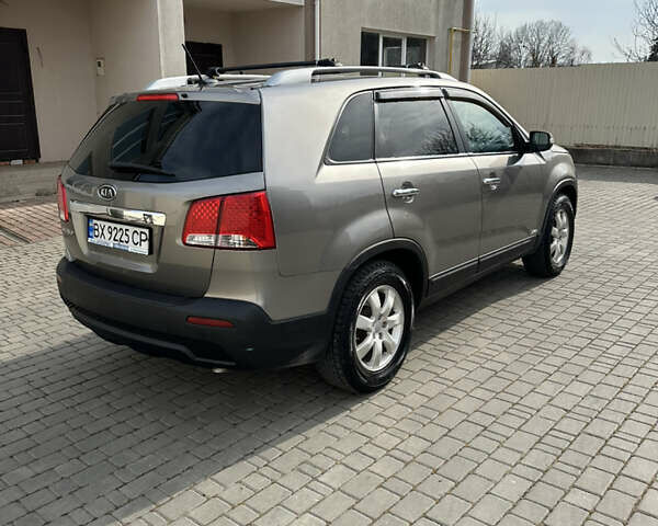 Киа Соренто, объемом двигателя 2.4 л и пробегом 10 тыс. км за 11000 $, фото 14 на Automoto.ua