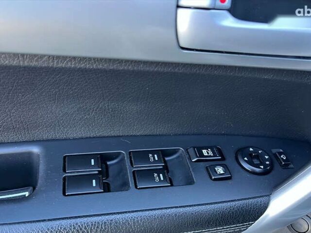 Киа Соренто, объемом двигателя 2.2 л и пробегом 305 тыс. км за 12999 $, фото 7 на Automoto.ua