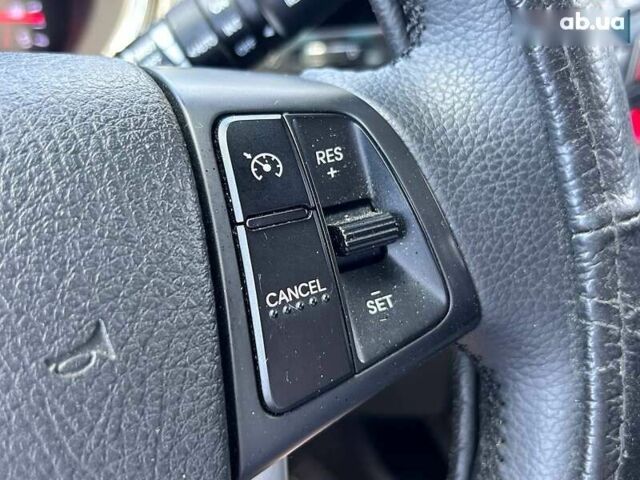 Кіа Соренто, об'ємом двигуна 2 л та пробігом 242 тис. км за 12700 $, фото 19 на Automoto.ua