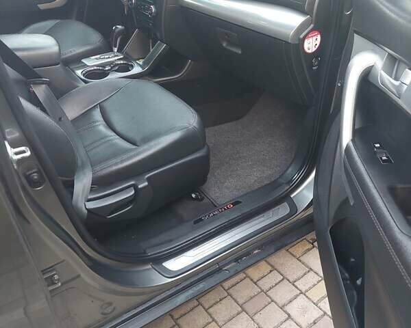 Кіа Соренто, об'ємом двигуна 2.2 л та пробігом 202 тис. км за 14800 $, фото 9 на Automoto.ua