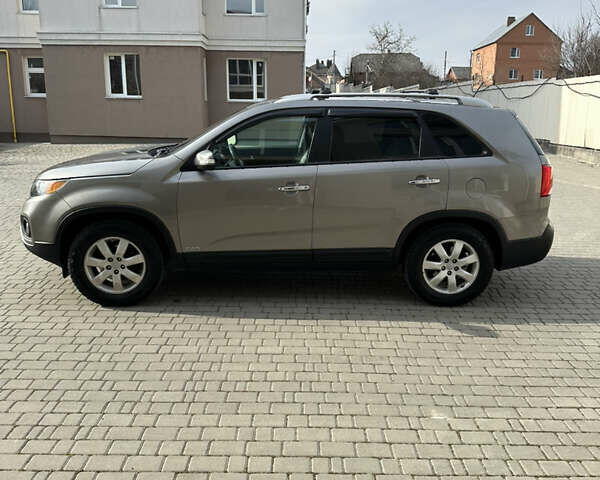 Киа Соренто, объемом двигателя 2.4 л и пробегом 10 тыс. км за 11000 $, фото 12 на Automoto.ua
