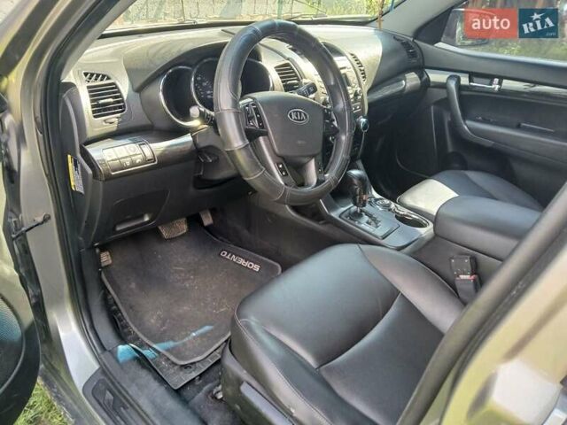 Киа Соренто, объемом двигателя 0 л и пробегом 280 тыс. км за 10500 $, фото 4 на Automoto.ua