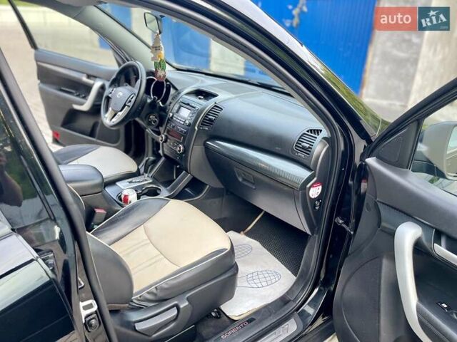 Киа Соренто, объемом двигателя 2.2 л и пробегом 201 тыс. км за 14000 $, фото 9 на Automoto.ua