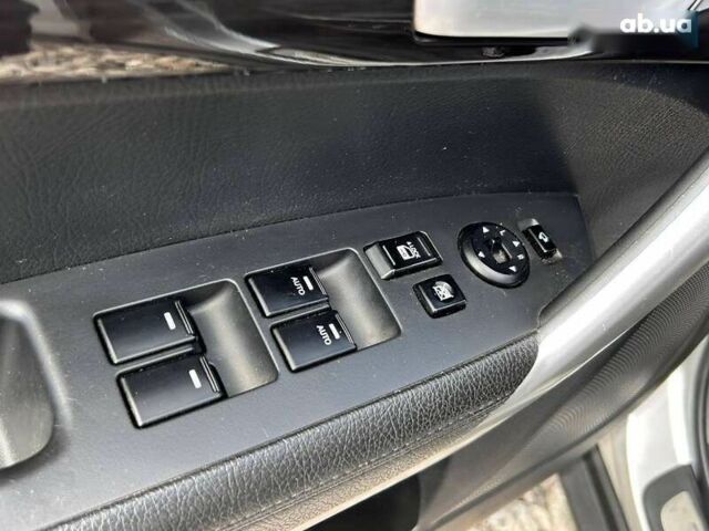 Кіа Соренто, об'ємом двигуна 2 л та пробігом 242 тис. км за 12700 $, фото 13 на Automoto.ua