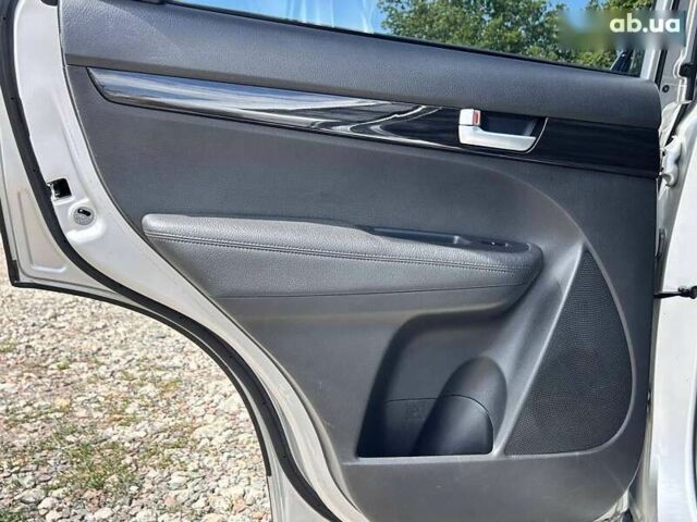 Кіа Соренто, об'ємом двигуна 2 л та пробігом 242 тис. км за 12700 $, фото 27 на Automoto.ua