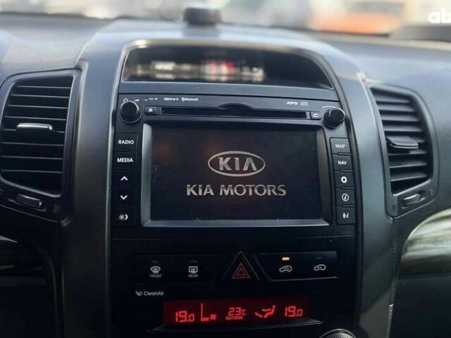 Киа Соренто, объемом двигателя 2.2 л и пробегом 255 тыс. км за 14500 $, фото 23 на Automoto.ua