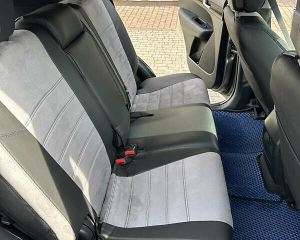 Киа Соренто, объемом двигателя 2.4 л и пробегом 10 тыс. км за 11000 $, фото 3 на Automoto.ua