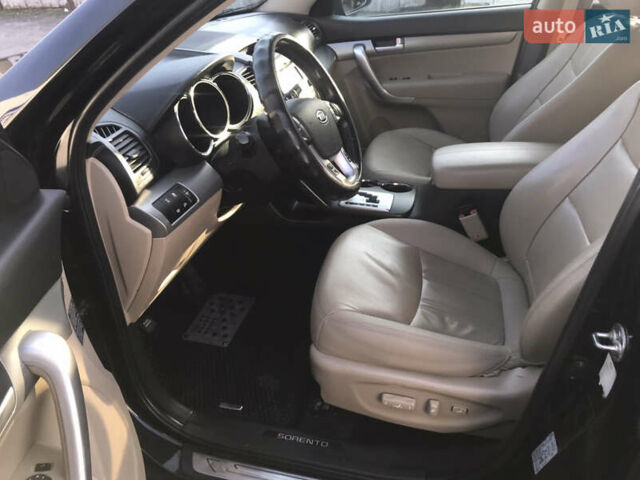Кіа Соренто, об'ємом двигуна 2.2 л та пробігом 196 тис. км за 13500 $, фото 18 на Automoto.ua
