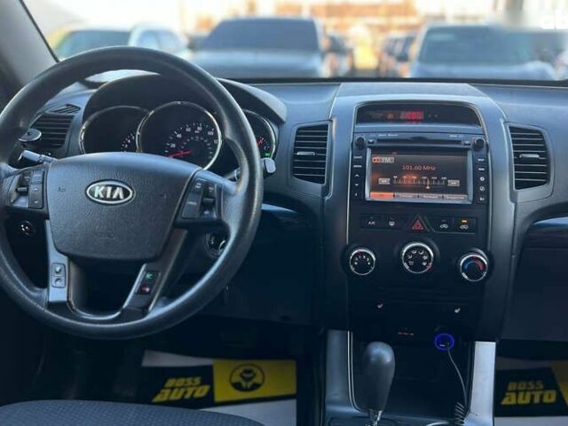 Киа Соренто, объемом двигателя 0 л и пробегом 230 тыс. км за 11800 $, фото 14 на Automoto.ua