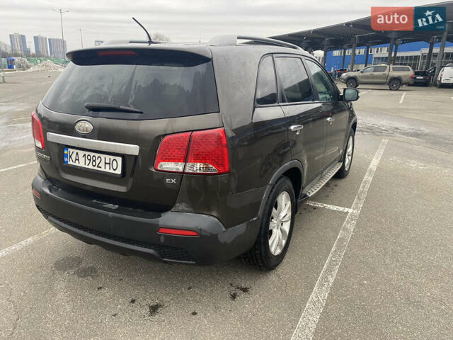 Киа Соренто, объемом двигателя 2.4 л и пробегом 260 тыс. км за 11200 $, фото 3 на Automoto.ua