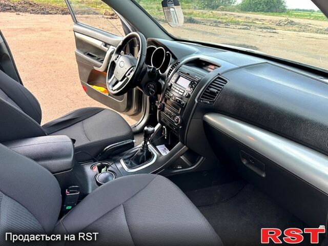 Киа Соренто, объемом двигателя 2.4 л и пробегом 201 тыс. км за 8650 $, фото 8 на Automoto.ua