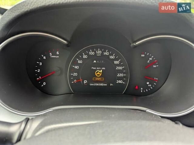 Кіа Соренто, об'ємом двигуна 2.2 л та пробігом 206 тис. км за 17000 $, фото 28 на Automoto.ua