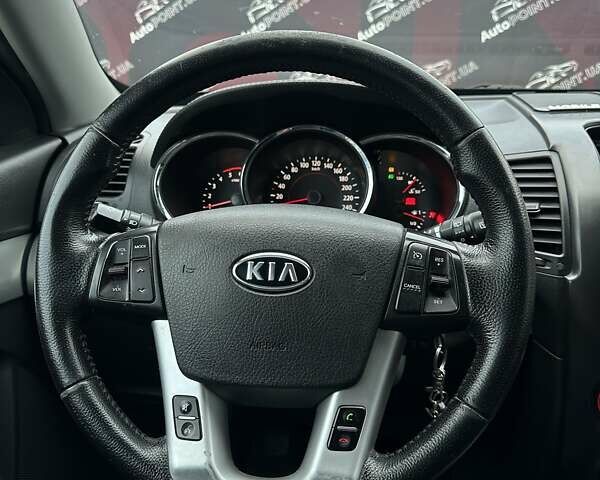 Кіа Соренто, об'ємом двигуна 2.2 л та пробігом 188 тис. км за 13500 $, фото 27 на Automoto.ua