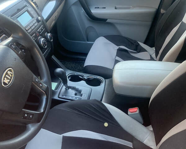 Киа Соренто, объемом двигателя 2.36 л и пробегом 187 тыс. км за 11000 $, фото 6 на Automoto.ua