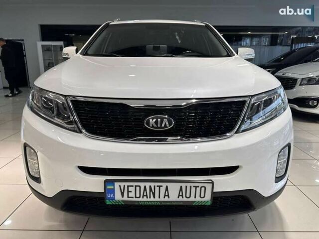 Киа Соренто, объемом двигателя 2 л и пробегом 130 тыс. км за 15200 $, фото 1 на Automoto.ua