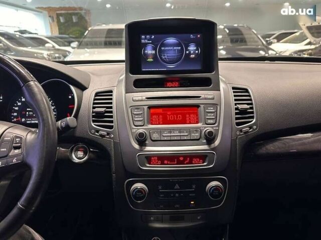 Киа Соренто, объемом двигателя 2 л и пробегом 130 тыс. км за 15200 $, фото 13 на Automoto.ua
