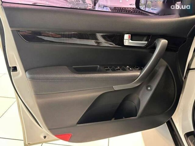 Киа Соренто, объемом двигателя 2 л и пробегом 130 тыс. км за 15200 $, фото 10 на Automoto.ua