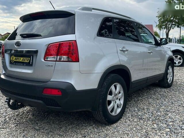 Кіа Соренто, об'ємом двигуна 2.2 л та пробігом 255 тис. км за 12500 $, фото 5 на Automoto.ua