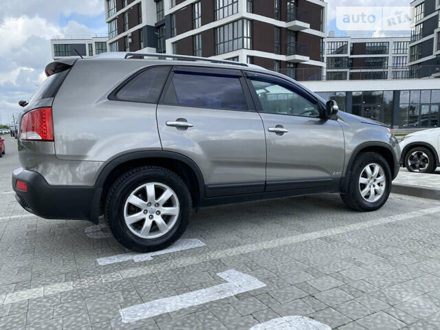 Киа Соренто, объемом двигателя 2.4 л и пробегом 188 тыс. км за 11999 $, фото 9 на Automoto.ua