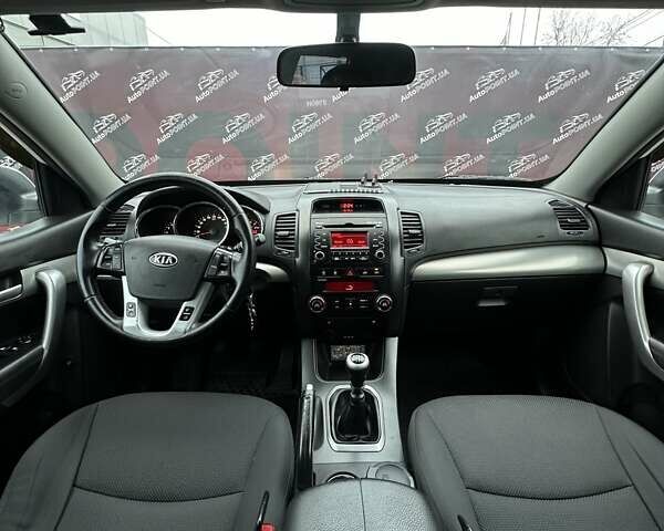 Кіа Соренто, об'ємом двигуна 2.2 л та пробігом 188 тис. км за 13500 $, фото 26 на Automoto.ua