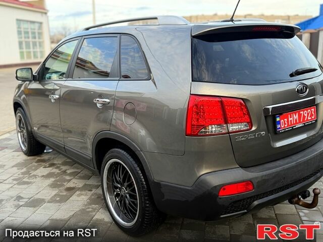 Киа Соренто, объемом двигателя 2.2 л и пробегом 189 тыс. км за 15700 $, фото 6 на Automoto.ua