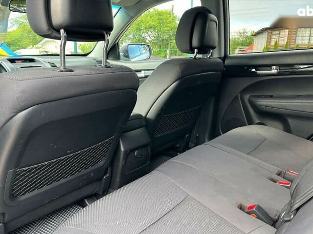 Кіа Соренто, об'ємом двигуна 2.2 л та пробігом 255 тис. км за 12500 $, фото 14 на Automoto.ua