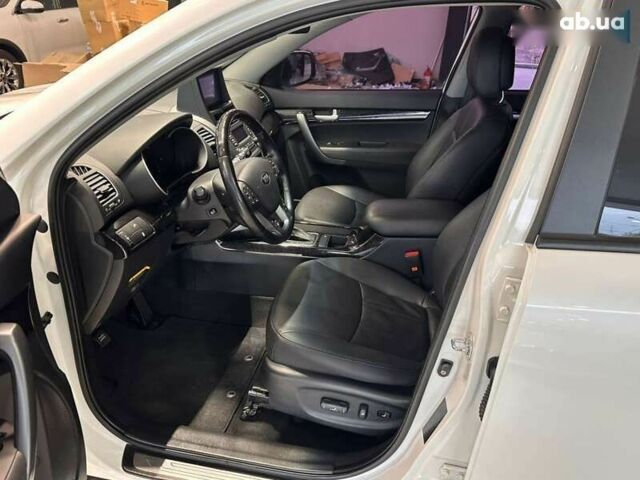 Киа Соренто, объемом двигателя 2 л и пробегом 130 тыс. км за 15200 $, фото 17 на Automoto.ua