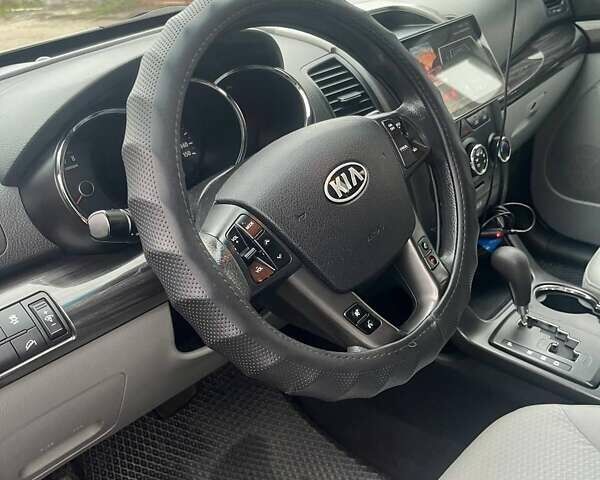 Кіа Соренто, об'ємом двигуна 2.35 л та пробігом 197 тис. км за 12500 $, фото 11 на Automoto.ua
