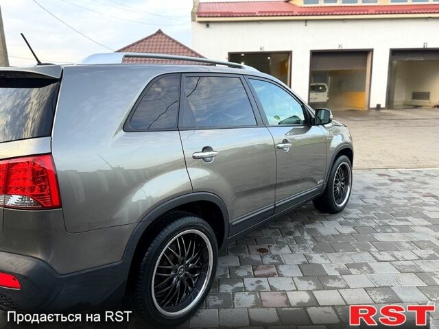 Киа Соренто, объемом двигателя 2.2 л и пробегом 189 тыс. км за 15700 $, фото 4 на Automoto.ua