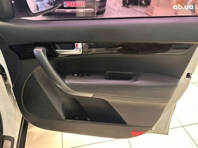Киа Соренто, объемом двигателя 2 л и пробегом 130 тыс. км за 15200 $, фото 23 на Automoto.ua