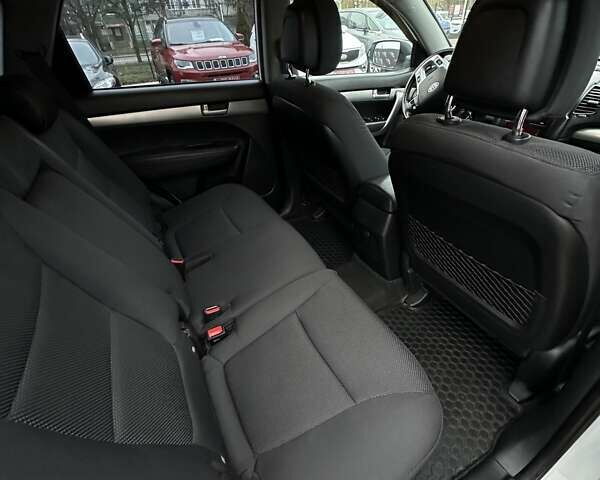 Кіа Соренто, об'ємом двигуна 2.2 л та пробігом 188 тис. км за 13500 $, фото 20 на Automoto.ua
