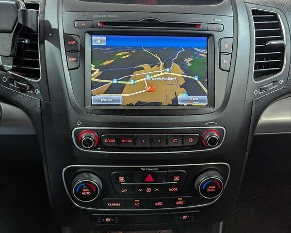 Кіа Соренто, об'ємом двигуна 2.2 л та пробігом 206 тис. км за 17000 $, фото 15 на Automoto.ua