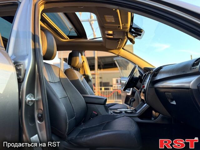 Киа Соренто, объемом двигателя 2.2 л и пробегом 196 тыс. км за 14999 $, фото 4 на Automoto.ua