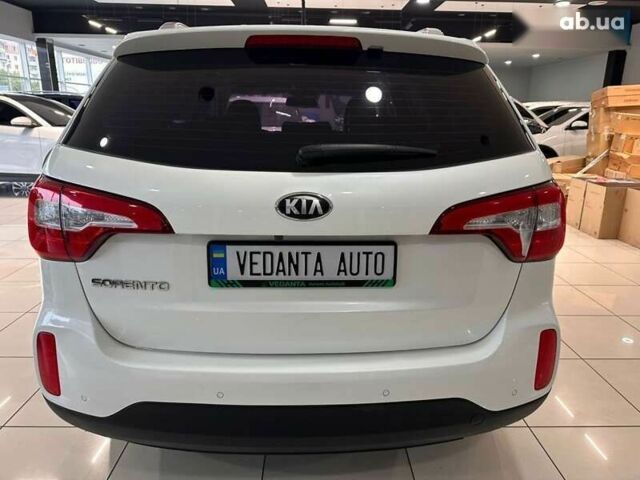Киа Соренто, объемом двигателя 2 л и пробегом 130 тыс. км за 15200 $, фото 5 на Automoto.ua
