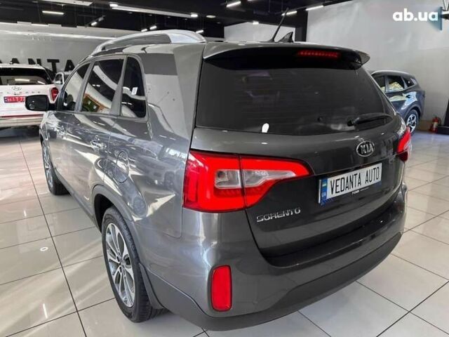 Киа Соренто, объемом двигателя 2 л и пробегом 156 тыс. км за 15900 $, фото 7 на Automoto.ua