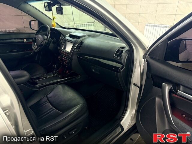 Киа Соренто, объемом двигателя 2 л и пробегом 207 тыс. км за 16200 $, фото 11 на Automoto.ua