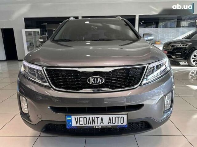 Киа Соренто, объемом двигателя 2 л и пробегом 156 тыс. км за 15900 $, фото 1 на Automoto.ua