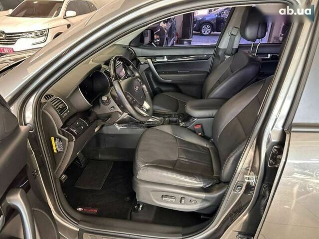 Киа Соренто, объемом двигателя 2 л и пробегом 156 тыс. км за 15900 $, фото 17 на Automoto.ua
