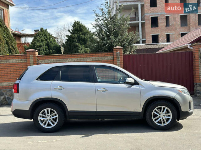Киа Соренто, объемом двигателя 2.35 л и пробегом 225 тыс. км за 10000 $, фото 8 на Automoto.ua