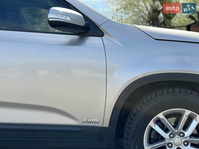 Киа Соренто, объемом двигателя 2.35 л и пробегом 225 тыс. км за 10000 $, фото 7 на Automoto.ua